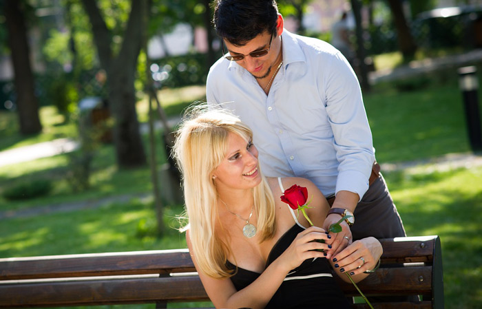 Questions To Ask a Girl Over Text Questions To Ask a Girl Over Text